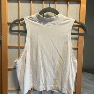 Lululemon Cropped Muscle Tee